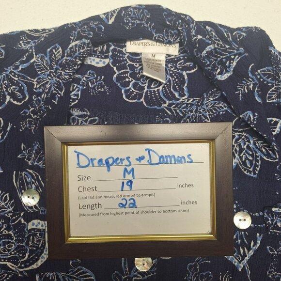 Drapers & Damons Crepe Shirt Blue Blouse Button Down Floral Womens Medium - Picture 6 of 7